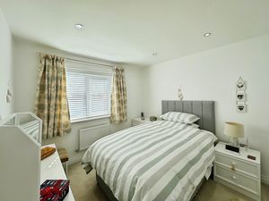 Photo 7- click for photo gallery